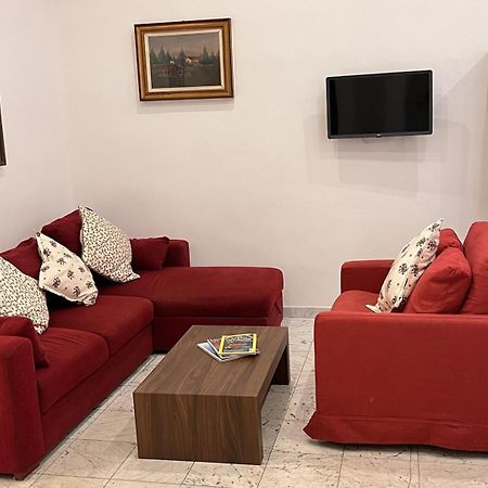 Roma Basento Apartment Luaran gambar